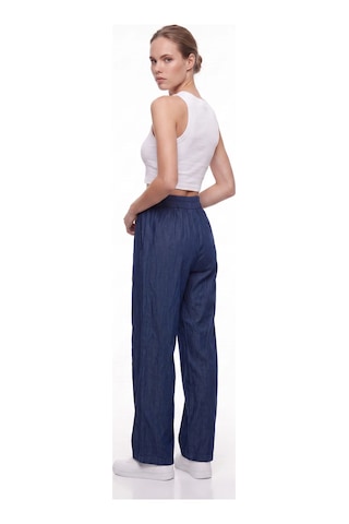 CEMO Kadın Yüksek Bel Dikiş Detaylı Straight Fit Jean Pantolon Mavi