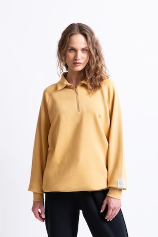 Polo Yaka Fermuarlı Organik Pamuklu Sweatshirt Hardal