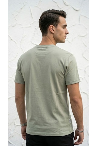 Plus Scorpion T02 Kol Katlama Erkek Slim Fit Basic Tişört Bisiklet Yaka, Düz Kumaş, Yazlık Model Çağla