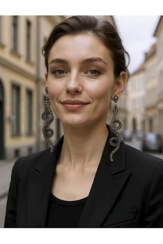Zr Model Taşlı Yılan Küpe Çok Renkli