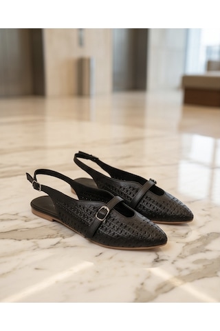 Futsishoes Muse Siyah Hakiki Deri Lazer Kesim Tokalı Kadın Babet Ayakkabı