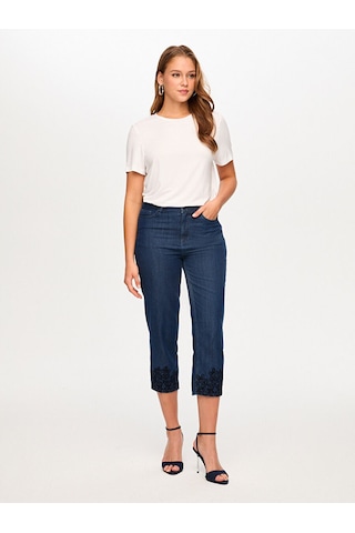 Faik Sönmez Paçası Nakış Detaylı Straıght Fıt Liyoselli Jean Capri S26jcp003 Us26jcp00327 İndigo