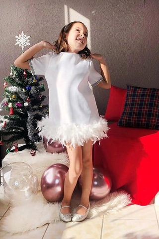 Lilymoon Tüylü Etek Ucu Kız Abiye Elbise Beyaz