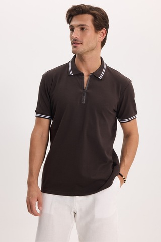 Tudors Erkek Slim Fit Dar Kesim %100 Pamuk Kısa Kollu Fermuarlı Kahverengi Polo Yaka Tişört-51565
