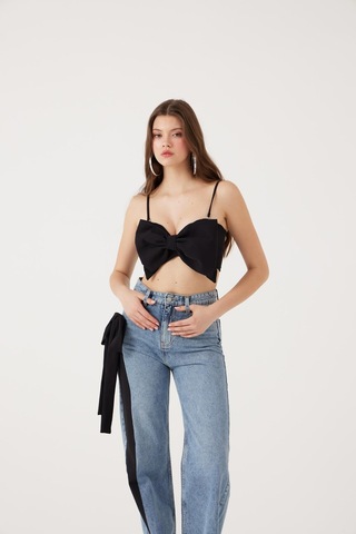 Holly Lolly Kurdele Görünümlü Crop Jazmin Bluz Siyah