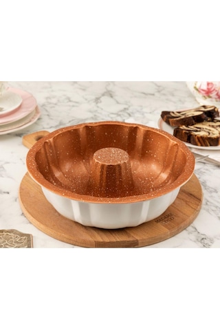 Madame Coco Alita Dilimli Kek Kalıbı - Ekru