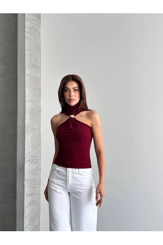 Kadın Gold Aksesuar Detaylı Halter Yaka Bluz Bordo
