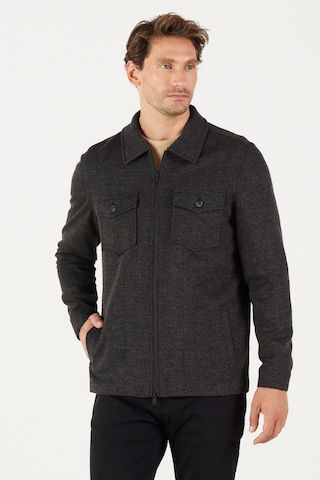 AC&Co / Altınyıldız Classics Erkek Siyah Comfort Fit Rahat Kesim Gömlek Yaka Desenli Kışlık Gömlek Ceket Siyah