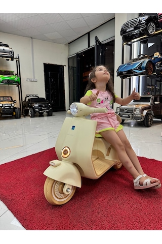 Oyuncak Sepetim Vespa Akülü Motorsiklet 2-5 Yaş Bej