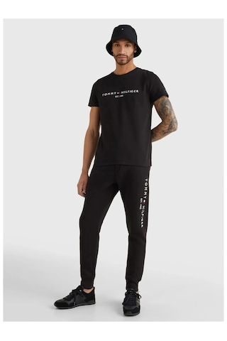 Tommy Hilfiger Sıfır Yaka Erkek T-shirt Siyah