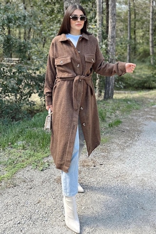Kadın Kahve Uzun Kol, Çift Cepli, Eteği Oval Kesim, Kemerli, Kaşe Gömlek Kaban Kahve