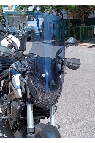 Dominar 250 Dominar 400 Tur Camı + Montaj Demiri Cam Yükseklik 60cm X Üst Genişlik 40cm