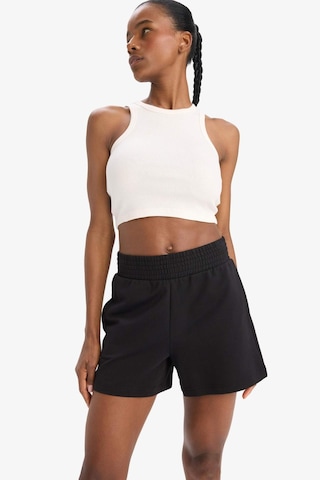 DeFactoFit Oversize Geniş Kalıp Kısa Paça Sporcu Şort C6135AX25SMBK81 Siyah
