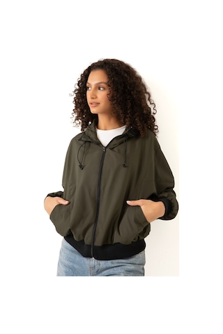 Riverstorm Kadın Haki Dik Yaka Su Ve Rüzgar Geçirmez Oversize Crop Mevsimlik Yağmurluk Rüzgarlık Haki