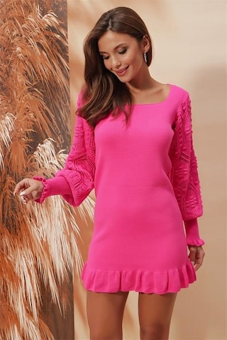 Aqe Fashion Kol Dantel Detaylı U Yaka Eteği Fırfırlı Fuşya Elbise Fuşya