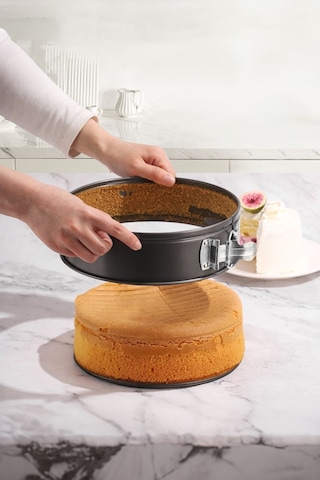Karbon Çelik 3 Parça Kalp Yuvarlak Kare Kelepçeli Kek Kalıbı