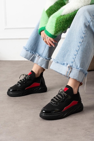 Shoetek Polivya Kadın Sneakers Taşlı Bağcıklı Triko Dokumalı Spor Ayakkabı Siyah/kırmızı Rugan Kırmızı Rugan Kırmızı