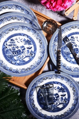 Rotanev Churchill Desen Porselen 6'lı Servis Tabağı 26 CM Rotanev Churchill Desen Porselen 6'lı Servis Tabağı 26 CM