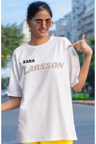 Sevbano Zarıa Larsson Şarkıcı Sırt Baskılı Unisex Oversize Tişört Beyaz
