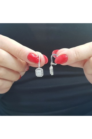 Lova 1,31 Karat Baget ve Dört Köşe Pırlanta Küpe - 3030049