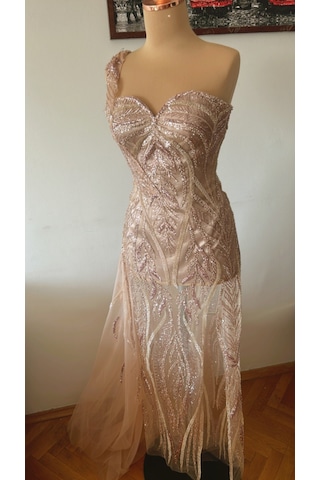 Chica Rosa Fashion Pul ve Taş İşlemeli Tek Omuz Yırtmaçlı Uzun Elbise Bronz