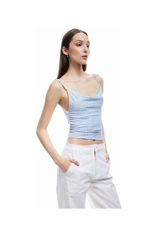 Koton Slim Fit Degaje Yaka Çiçekli İnce Askılı Bluz Mavi Desenli 5sal30097ık Mavi Desenli