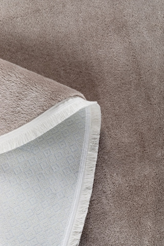Vl Oval Comfort Ponpon Saçaklı Peluş Post Yolluk Kahverengi Oval Kahverengi Düz Saçak