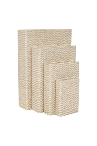 Deco 79 Keten Kumaş Dekoratif Kutu Chevron Desenli Sahte Kitap Saklama Kitabı Şekilli Kutular Krem Vurgulu, 4&apos Lü Dekoratif Hatıra Kutusu Seti 38,1 Cm, 30,4 Cm, 9 Cm, 15,2 Cm Y, Bej