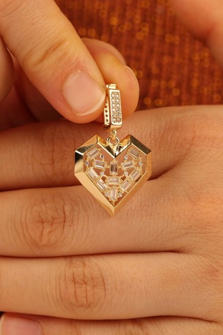 Baget Taşlı Kalp Altın Kolye Ucu