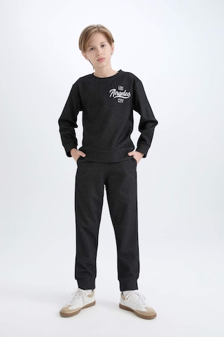 DeFacto Erkek Çocuk 2'li Takım Baskılı Sweatshirt Beli Lastikli Eşofman Altı D7869A8NSBK81