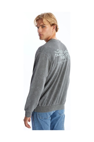 LC Waikiki Xsıde Antrasit Bisiklet Yaka Uzun Kollu Baskılı Erkek Sweatshirt Lıght Anthracıte