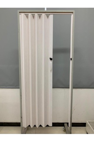 Akordeon Kapı Kibar Modeli, Akağaç Ahşap Desenli, 84x216cm