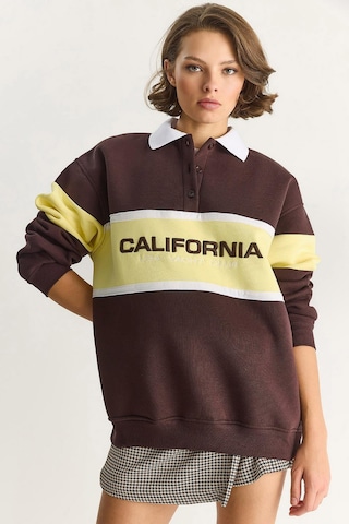 Shade Kadın Polo Yaka Düğmeli California Yazılı Nakış Detaylı Oversize Kadın Sweatshirt 10009 60283563 - Kahverengi