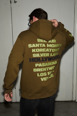 Grimelange Tuxon Erkek Yumuşacık İçi Polarlı Baskı Detaylı Kangru Cepli Regular Haki Sweatshirt Haki