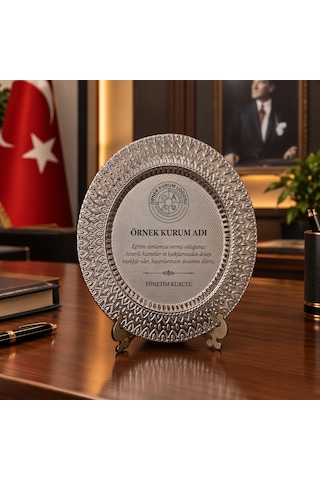 Metal Plaket Tabak Kurumlar İçin Terfi Takdir Tebrik Hediyesi Kalp Desenli Kurumsal Gold/gümüş Renk 25 Cm