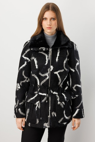 Ekol Kadın Büyük Beden Kapak Cepli Desenli Kaban 6301 Siyah Siyah