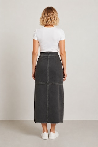 Bihan Store Önü Fermuarlı Yüksek Bel Denim Maxi Etek Y25-7581-füme