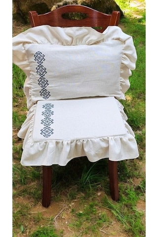 Yıkanmış Keten Dikdörtgen Motif Kanaviçe Nakışlı Fırfırlı Kırlent Kılıfı Naturel