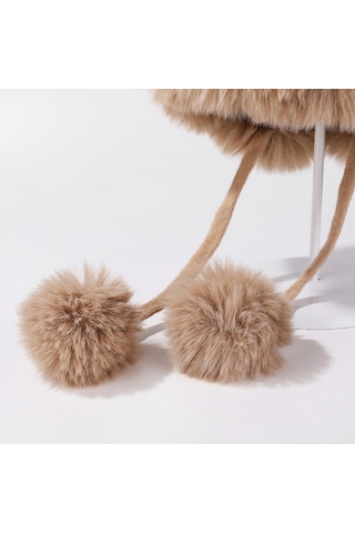 Kadınlar İçin Şık Noel Temalı Örgü Kulaklıklı Bere Renkli Boynuz Detaylı Sıcak Kış Şapkası Beyaz