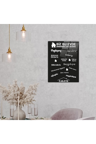 Decorita Cam Tablo | Biz Bir Aileyiz - Siyah Fon