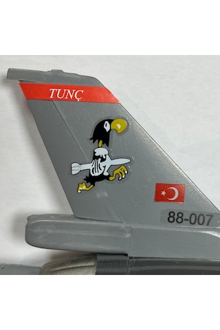 F-16c Maket Montajlı 151 Fılo Tunc 1