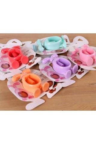 Ceviz Kıracağı Plastik Ceviz Kırma Aleti Ceviz Kırma Aparatı Döküm Çok Renkli