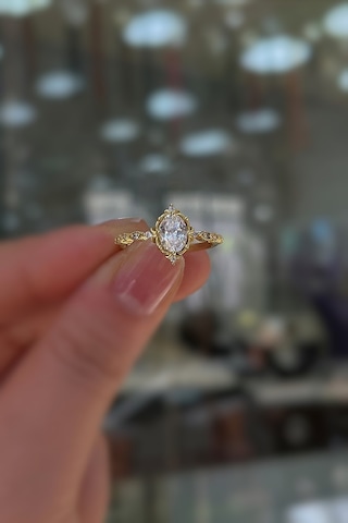 925 Ayar Gümüş Oval Kesim Vintage Tasarımaltın Kaplama Kadın Yüzük Sarı