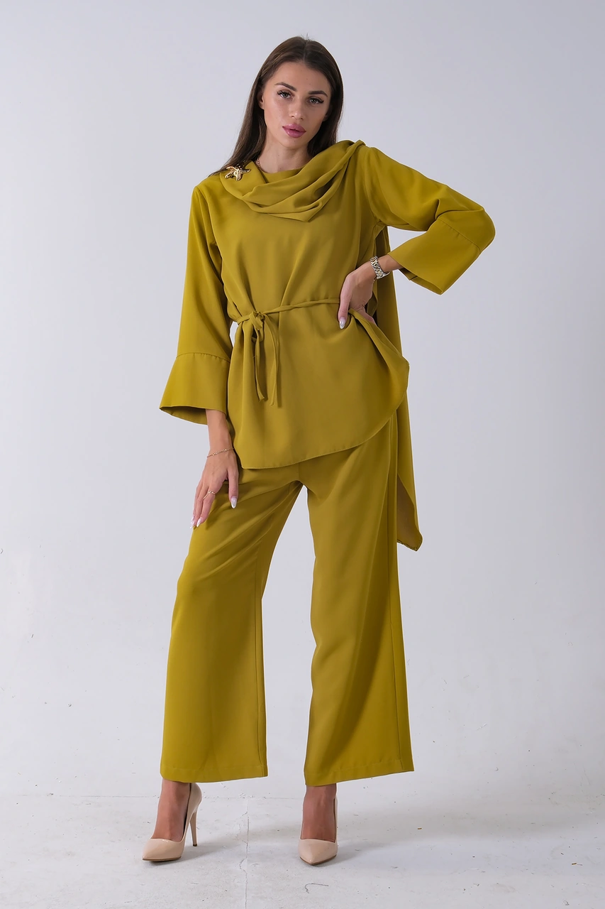 Feminist Fıstık Şal Yaka Üzeri Broş Detaylı Pantolonlu Takım 4592270.22 Fıstık