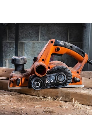Aeg PL 700 700 W Planya Makinesi T4935472008
