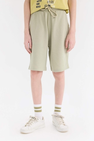 DeFacto Erkek Çocuk Beli Lastikli Cepli Pike Şort B5925A825SMKH271