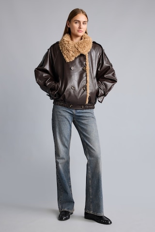 Defacto Oversize Peluş Yakalı Kruvaze Suni Deri Mont I2761ax26wnbn530 Kahve-bn530