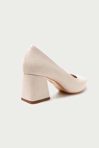 Mubiano Mbzfr600-bj Kadın Blok Topuklu 6 Cm Sivri Burun Bej Stiletto & Topuklu Ayakkabı Bej