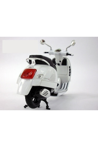Newray Vespa 1:12 Model Motosiklet
