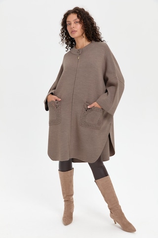 Kadın Dik Yaka Cebi Gül İşlemeli Fermuarlı Panço Vizon Vizon